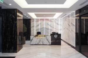 2.400 EUR