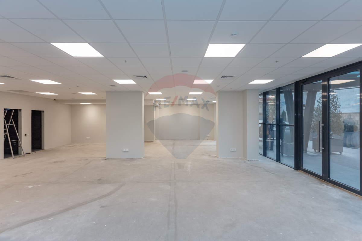 4.000 EUR