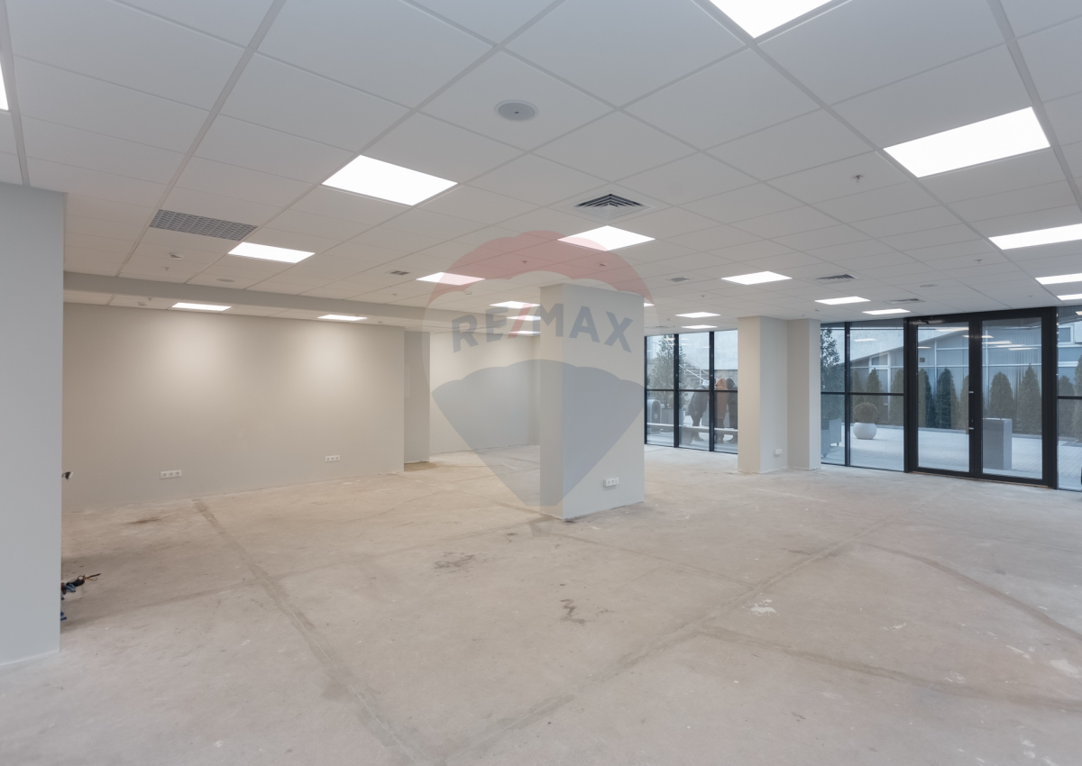 4.000 EUR