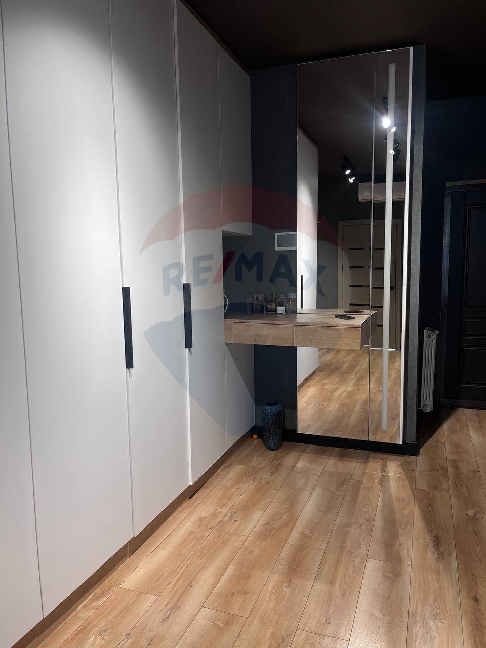 117.000 EUR