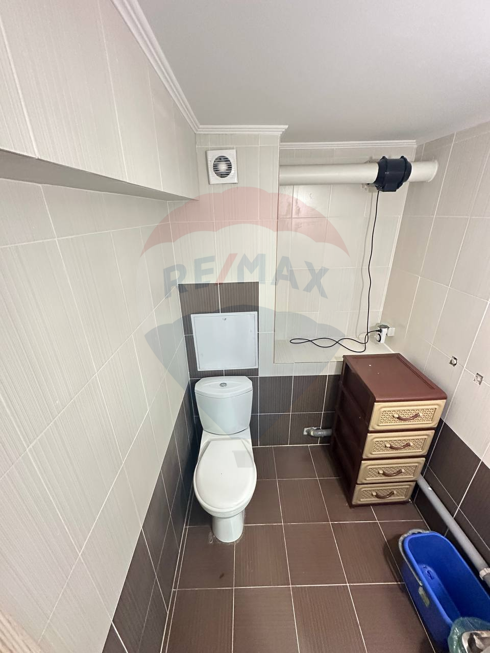 42.000 EUR