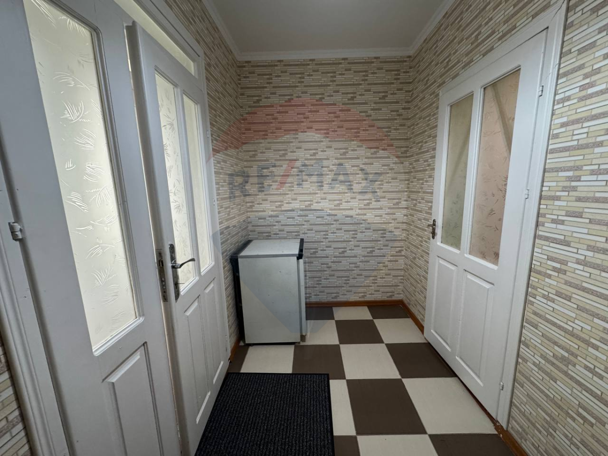 119.900 EUR