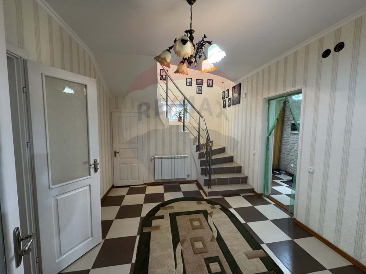 119.900 EUR