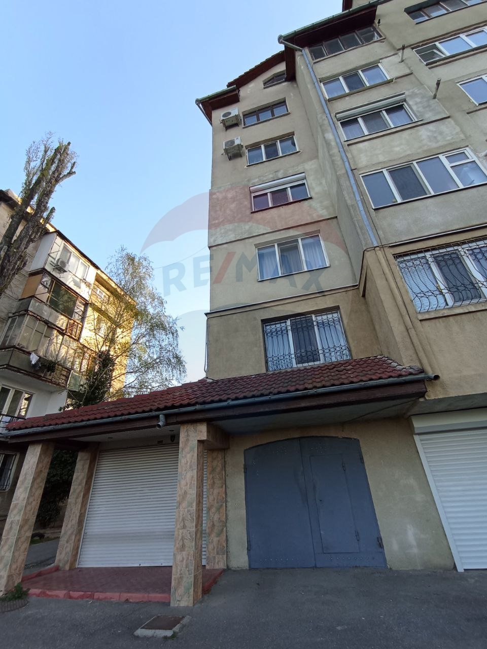 240.000 EUR