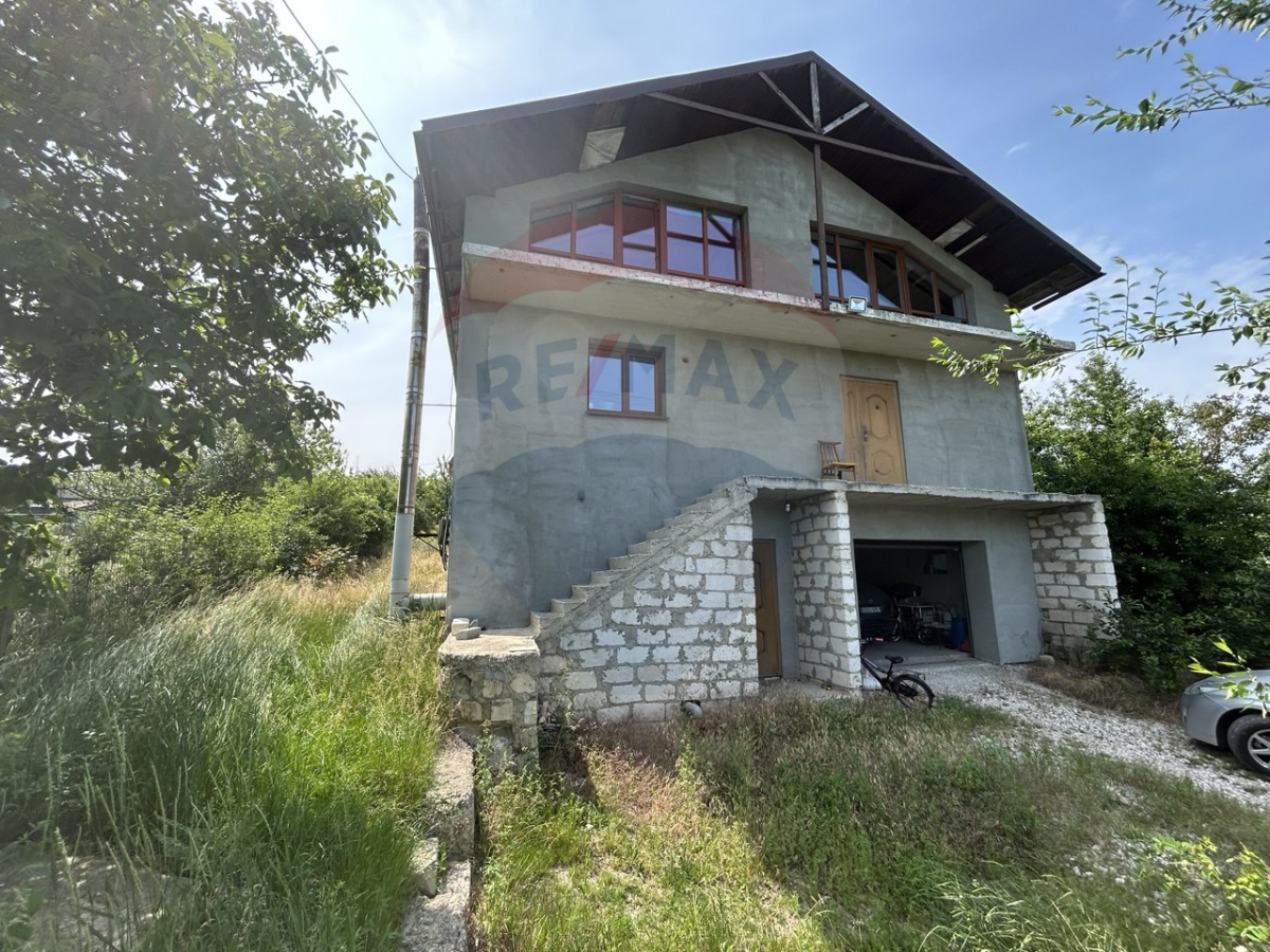 152.000 EUR