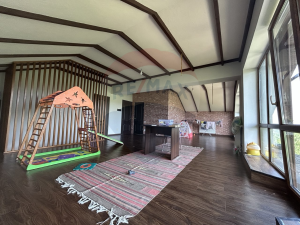 152.000 EUR