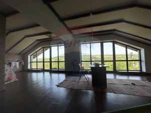 152.000 EUR