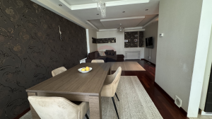 239.000 EUR
