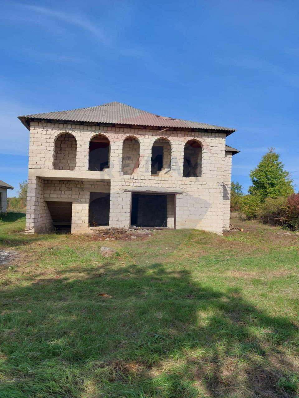 42.000 EUR
