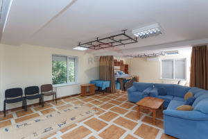 242.000 EUR