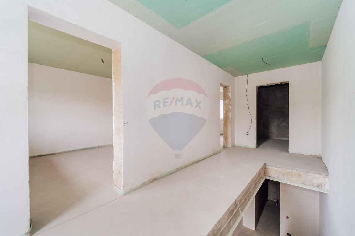 137.000 EUR