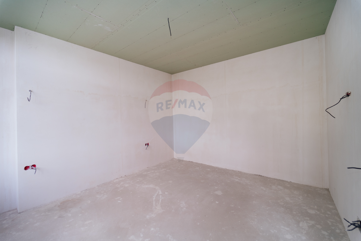 137.000 EUR