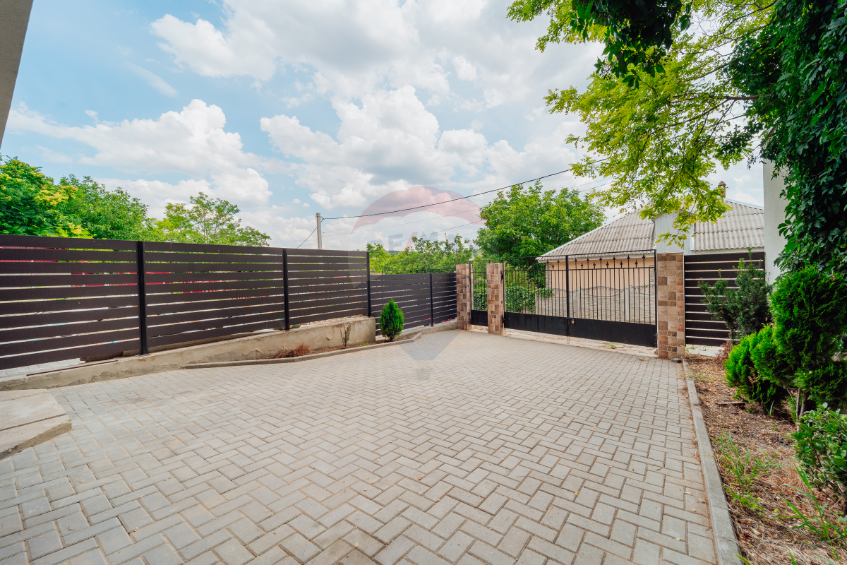 137.000 EUR
