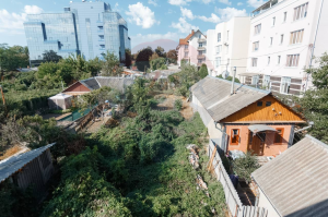 340.000 EUR