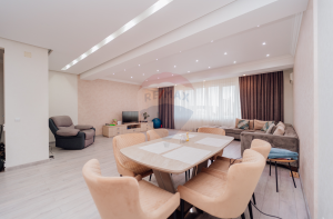 1.800 EUR