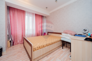1.800 EUR