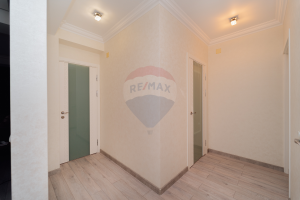 1.800 EUR