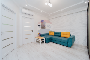 110.000 EUR