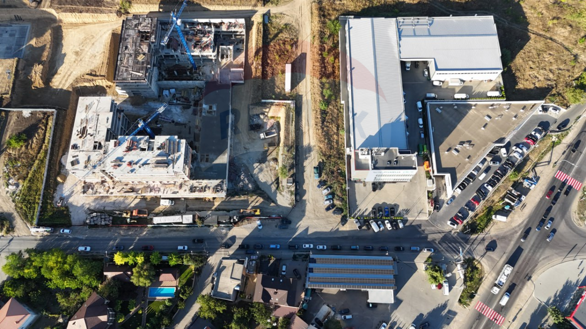 110.780 EUR