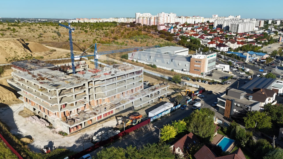 74.090 EUR
