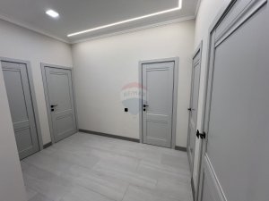 195.000 EUR