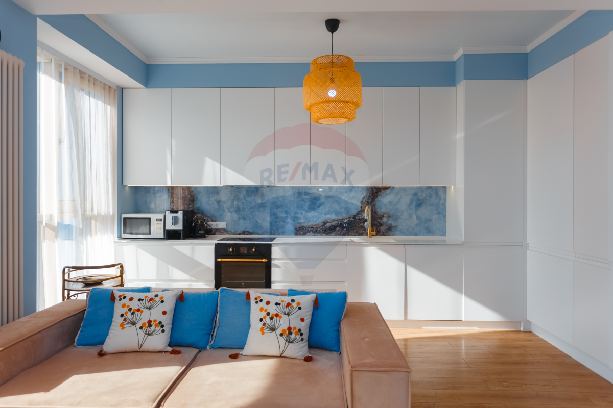 350.000 EUR