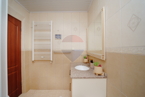 175.000 EUR