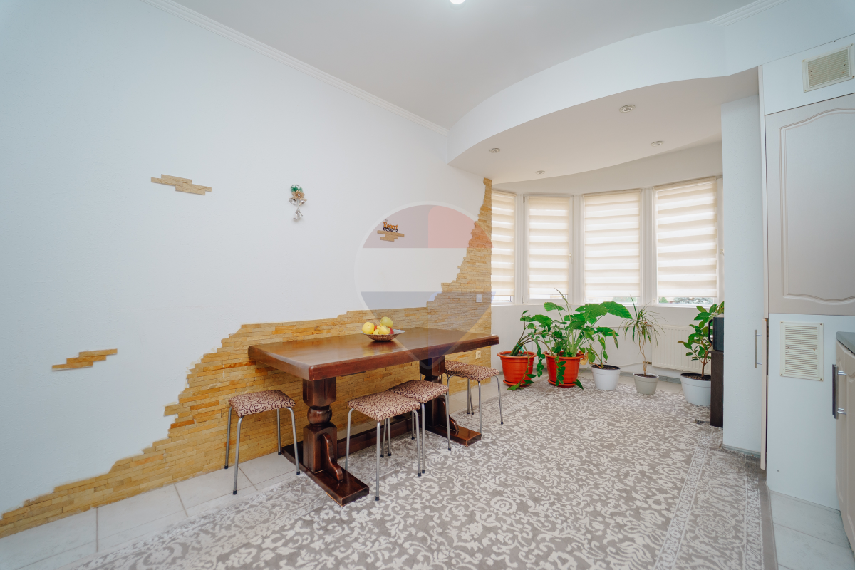 175.000 EUR