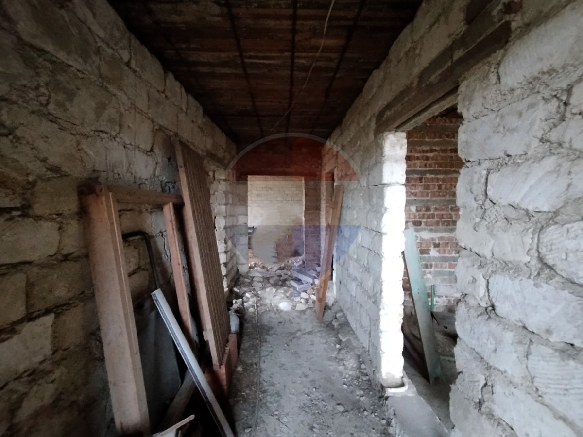 52.000 EUR