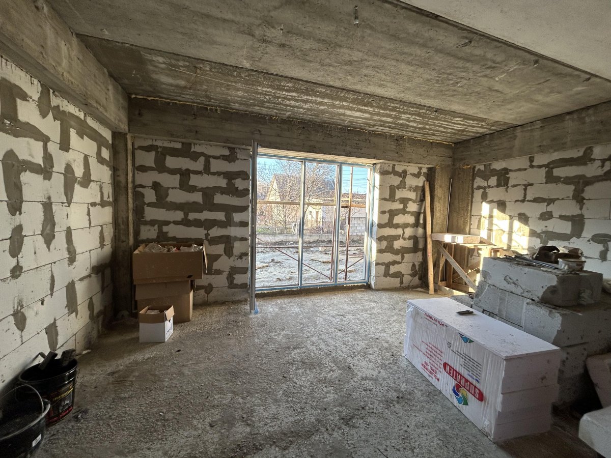 165.000 EUR
