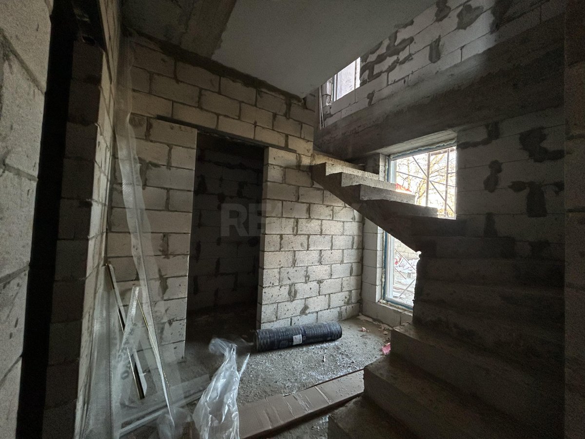 165.000 EUR