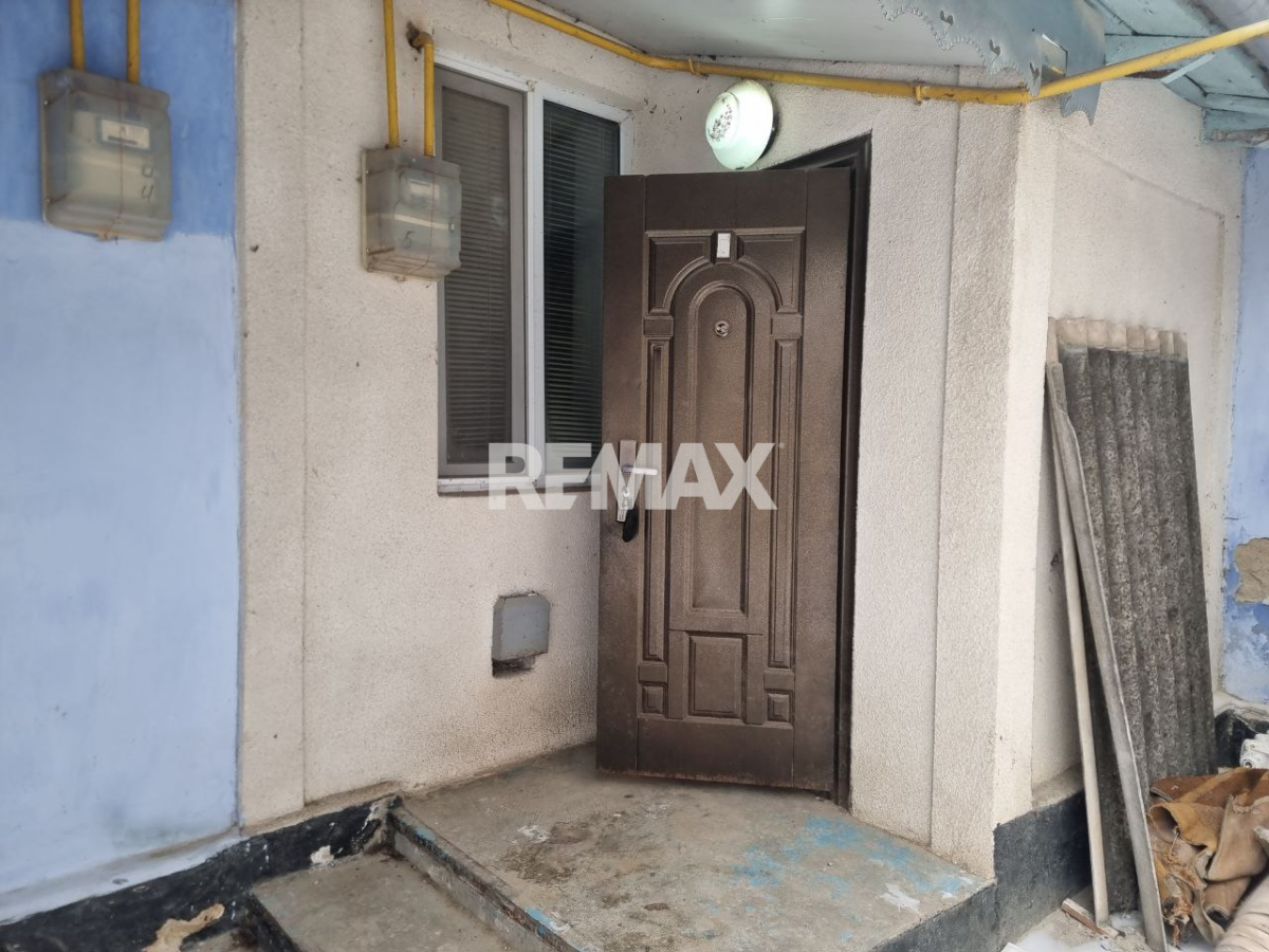 49.900 EUR