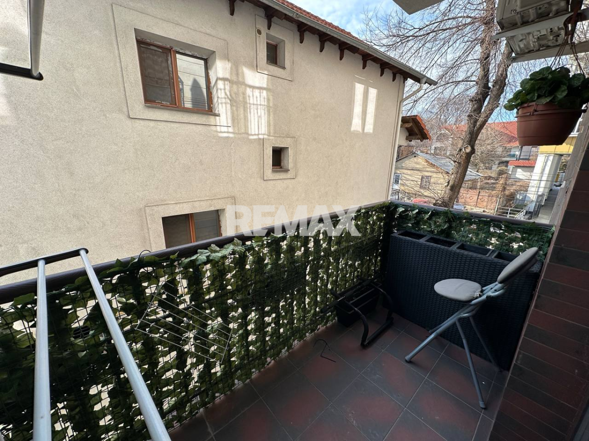 2.000 EUR