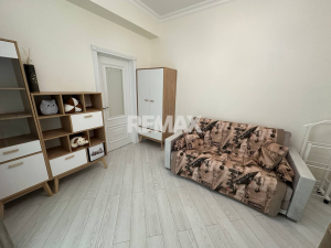 2.000 EUR