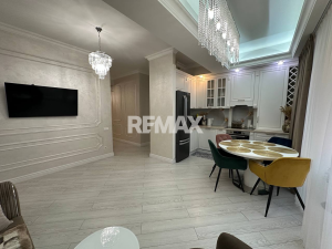 2.000 EUR
