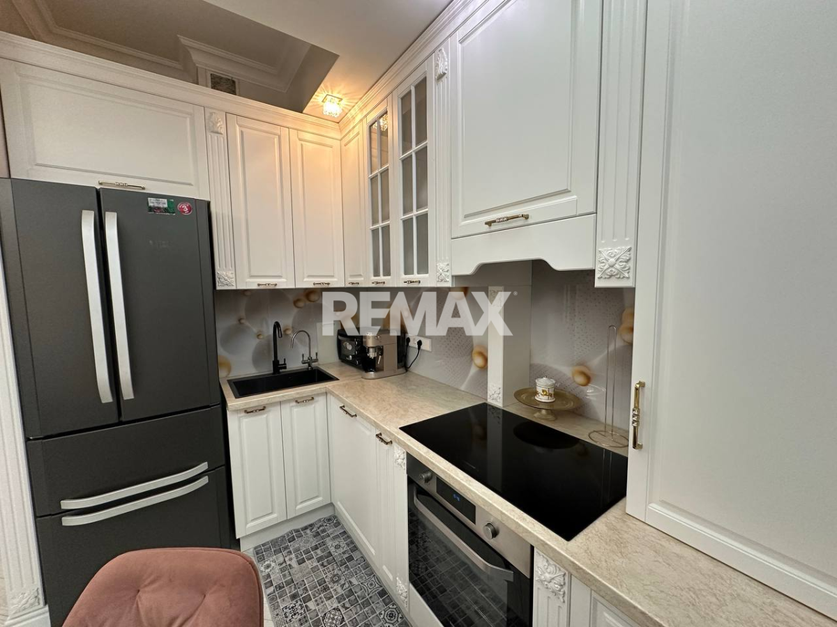 2.000 EUR