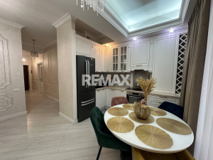 2.000 EUR