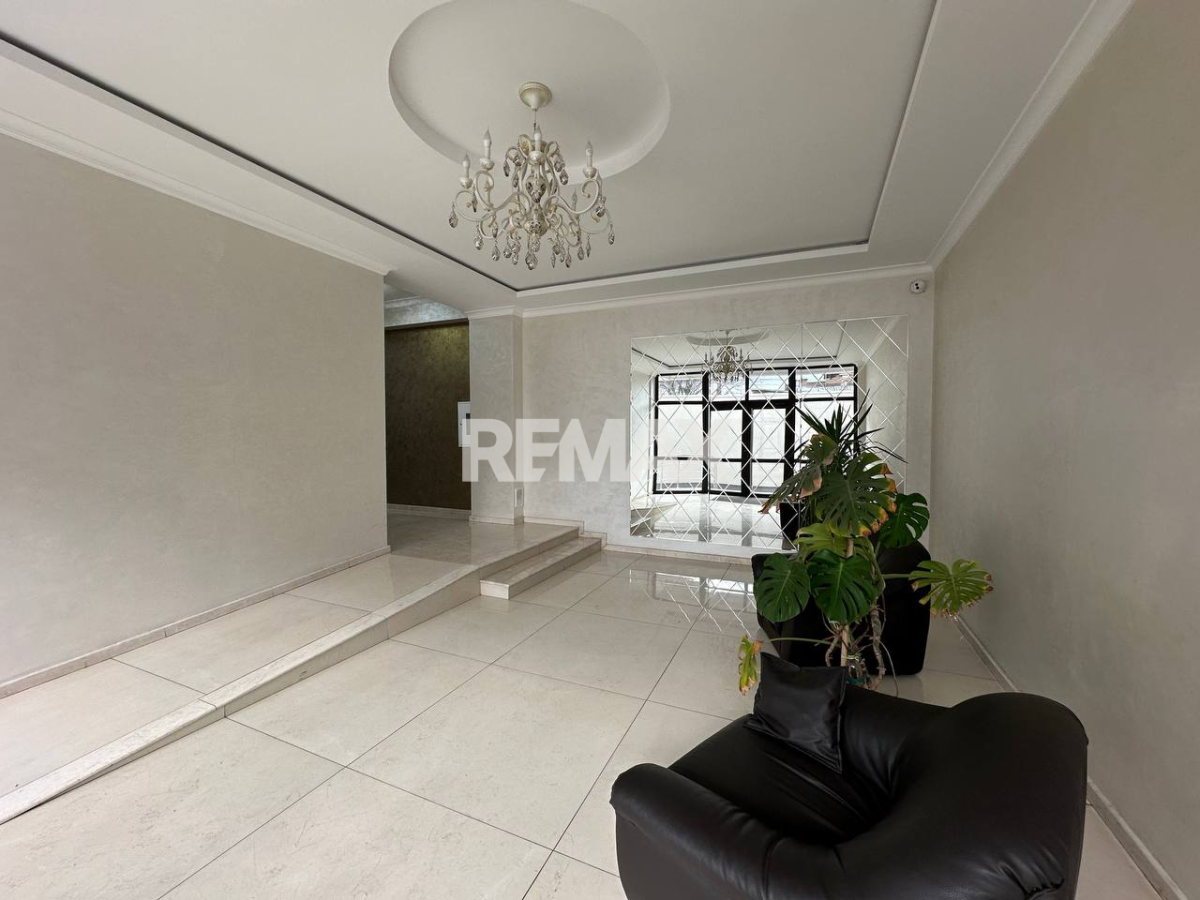 2.000 EUR