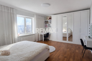 280.000 EUR