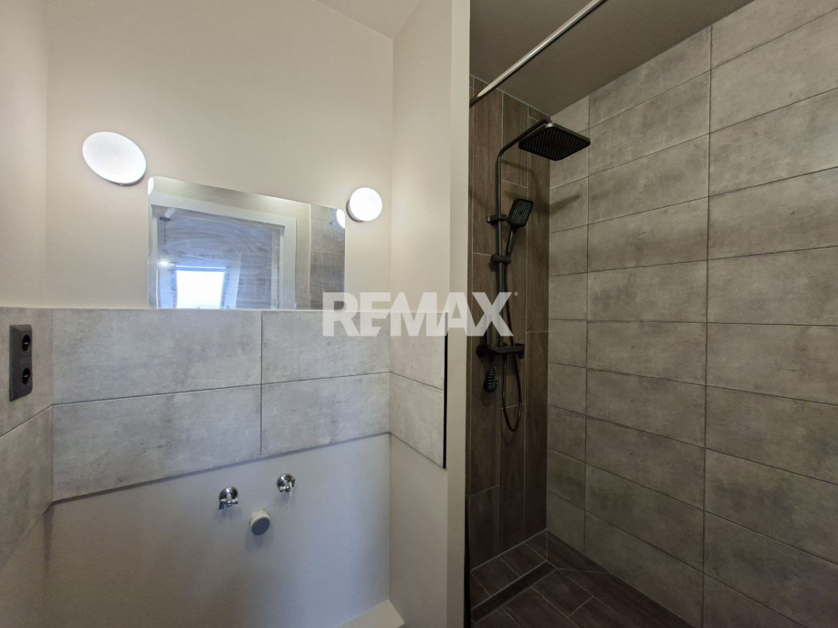 62.400 EUR