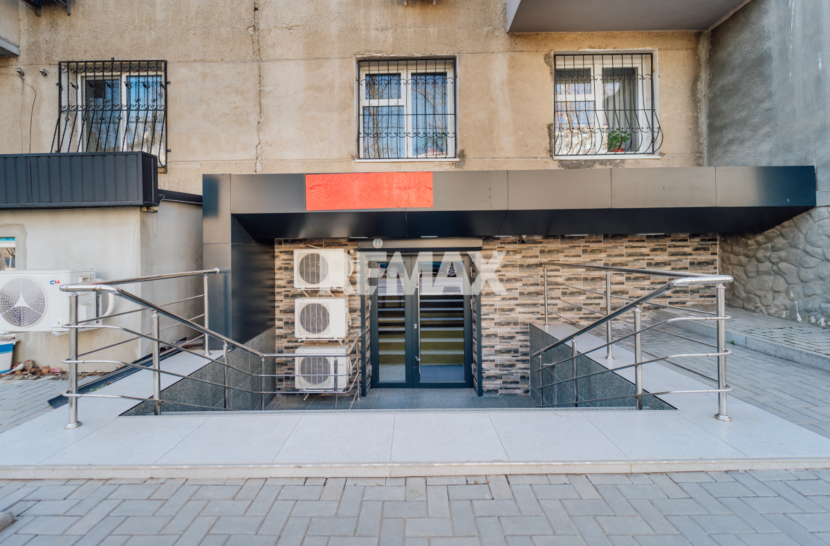 145.000 EUR