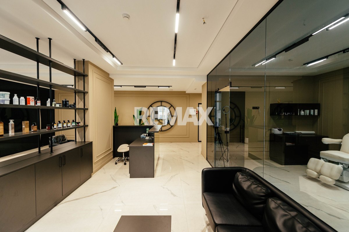 26.900 EUR