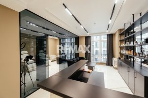 26.900 EUR