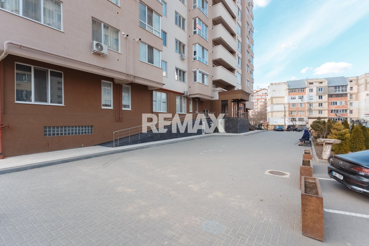 111.000 EUR