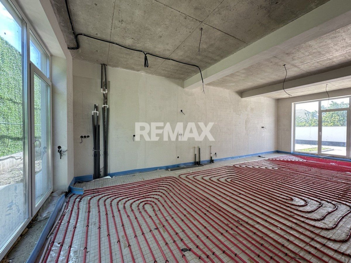 169.000 EUR