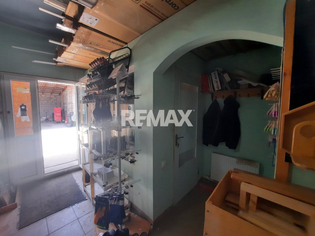 98.000 EUR