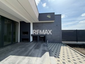 250.000 EUR