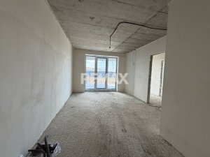 230.000 EUR